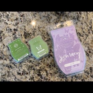 Scentsy brick (No. 09) and 2 bars (Lush Gardenia)